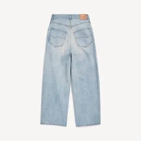 Baggy pants in light blue