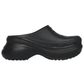 Crocs Mule in “Black” 720762W1S8E1000
