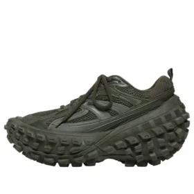 Defender Sneaker “Dark Green” 685613W2RA63000