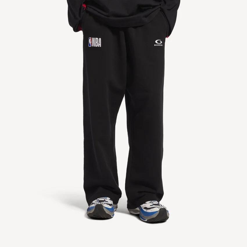 Men’s balenciaga | nba collaboration oversized sweatpants in black/white Men’s balenciaga | nba collaboration oversized sweatpants in black/white
