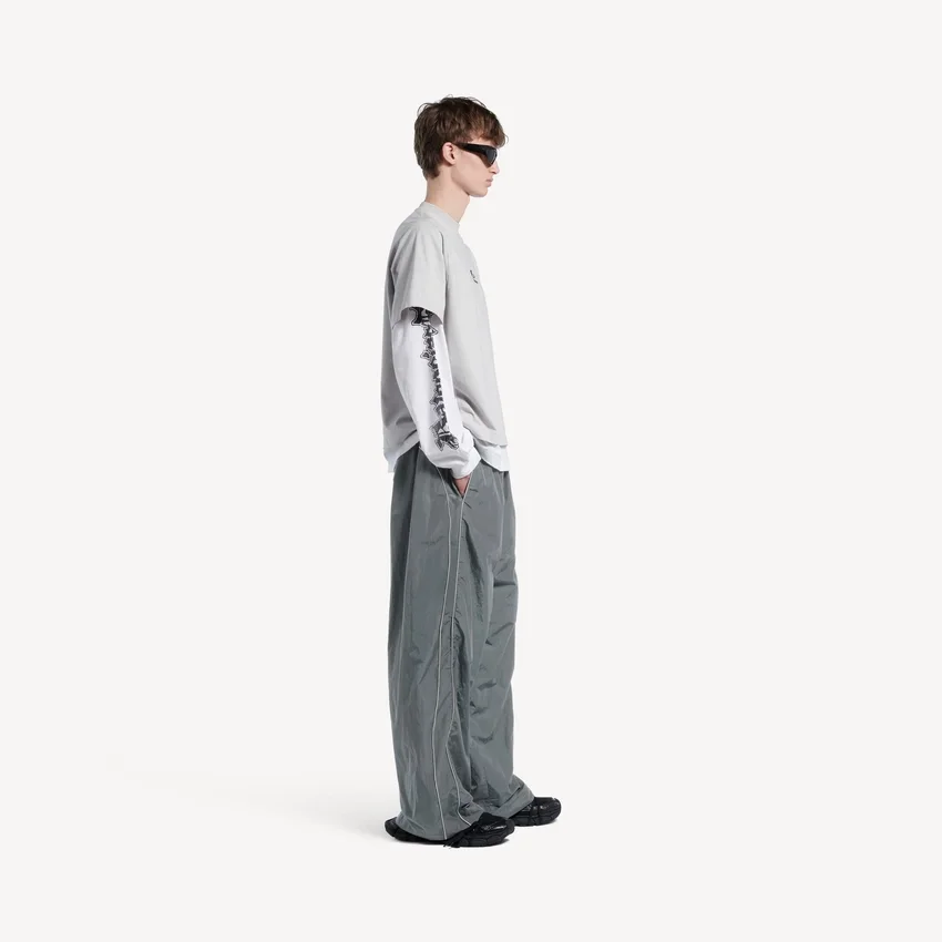 Men’s bodies tracksuit pants in elephant grey Men’s bodies tracksuit pants in elephant grey
