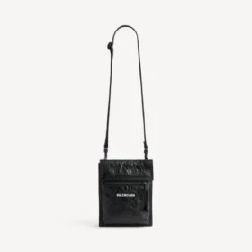 Men’s explorer pouch with strap small in black