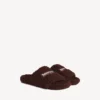 Men’s furry open mule in châtaigne