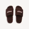 Men’s furry open mule in châtaigne