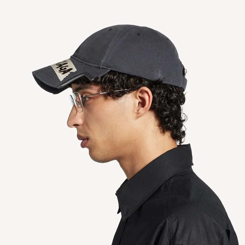 Men’s masking tape cap in faded black Men’s masking tape cap in faded black