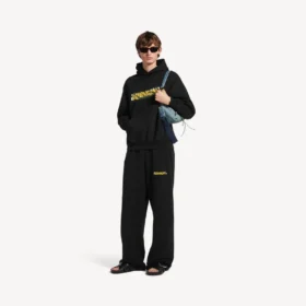Men’s messy spray baggy sweatpants in black