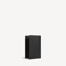 Men’s passport holder in black