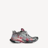 Men’s runner gradient sneaker in grey/red/black Men’s runner gradient sneaker in grey/red/black