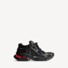 Men’s runner led sneaker in black Men’s runner led sneaker in black