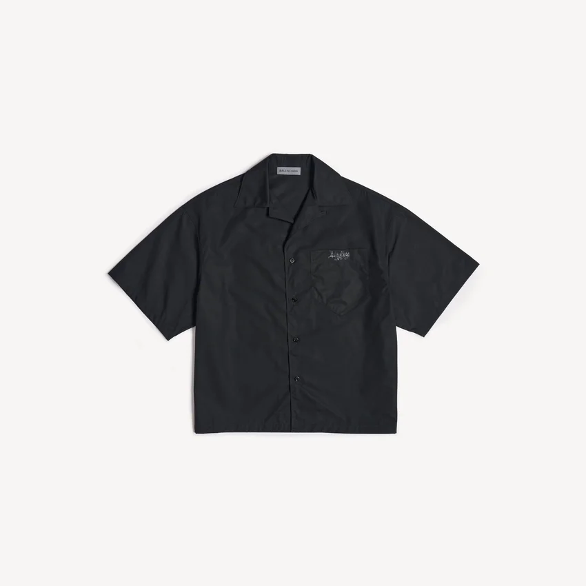 Men’s sketchy bowling short sleeve shirt in black Men’s sketchy bowling short sleeve shirt in black