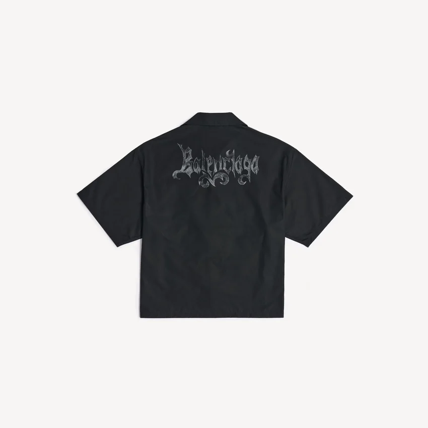 Men’s sketchy bowling short sleeve shirt in black Men’s sketchy bowling short sleeve shirt in black