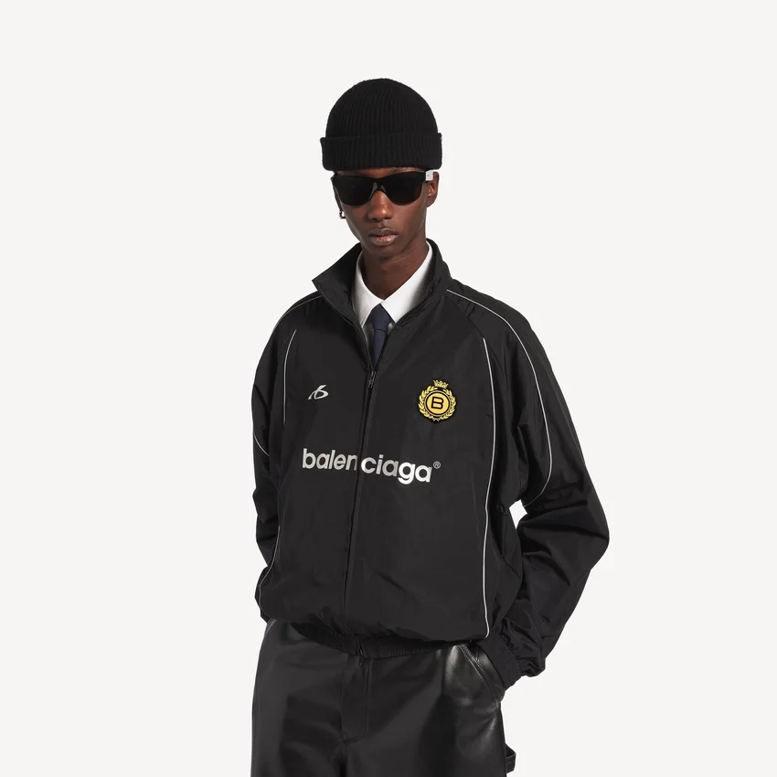 Men’s soccer tracksuit jacket in black Men’s soccer tracksuit jacket in black
