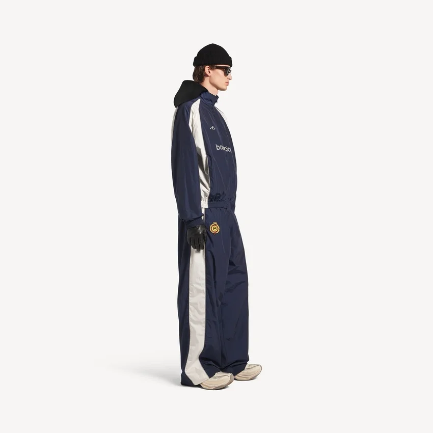 Men’s soccer tracksuit jacket in marine blue Men’s soccer tracksuit jacket in marine blue