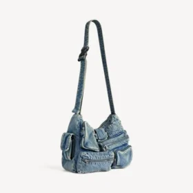 Men’s superbusy messenger bag in vintage blue Men’s superbusy messenger bag in vintage blue