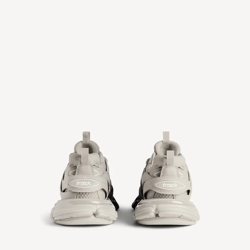 Men’s track gradient sneaker in black/beige Men’s track gradient sneaker in black/beige