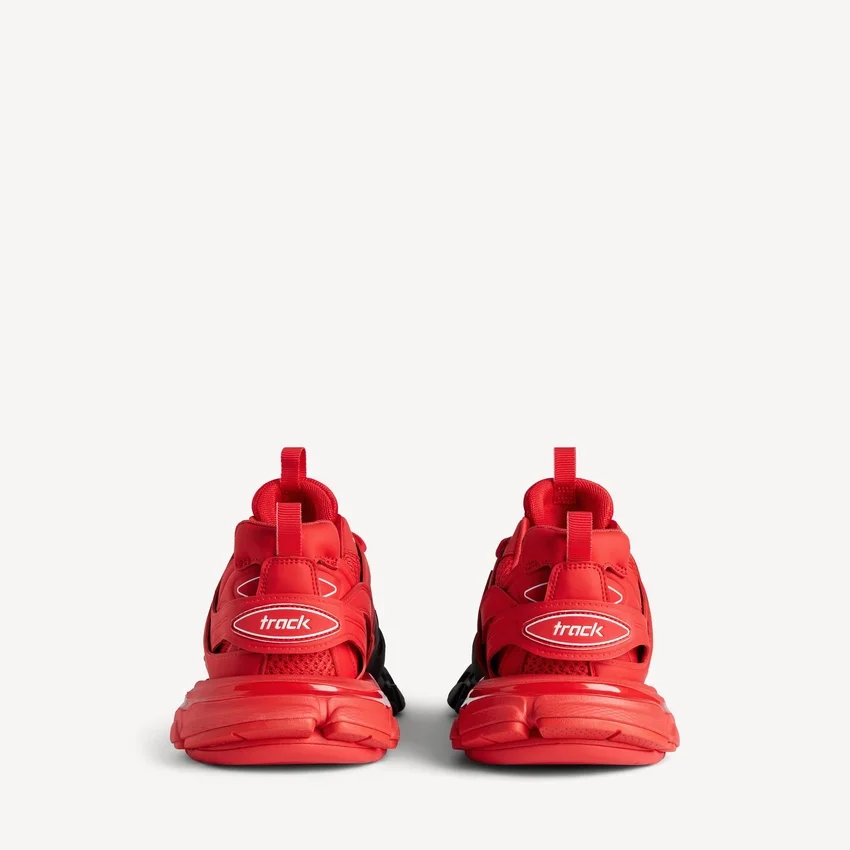 Men’s track gradient sneaker in red/black Men’s track gradient sneaker in red/black