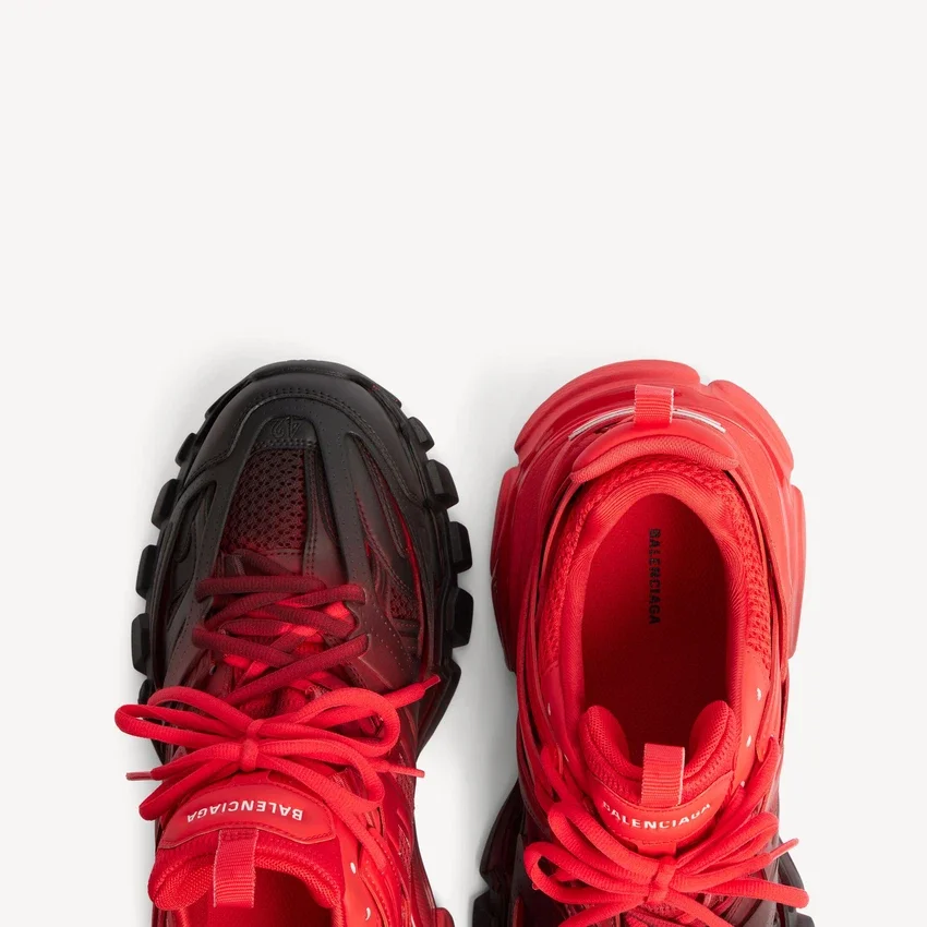 Men’s track gradient sneaker in red/black Men’s track gradient sneaker in red/black