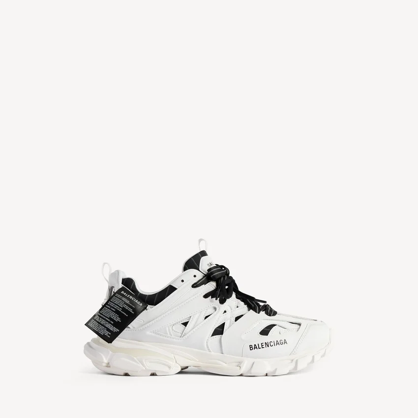 Men’s track shirt sneaker in white Men’s track shirt sneaker in white