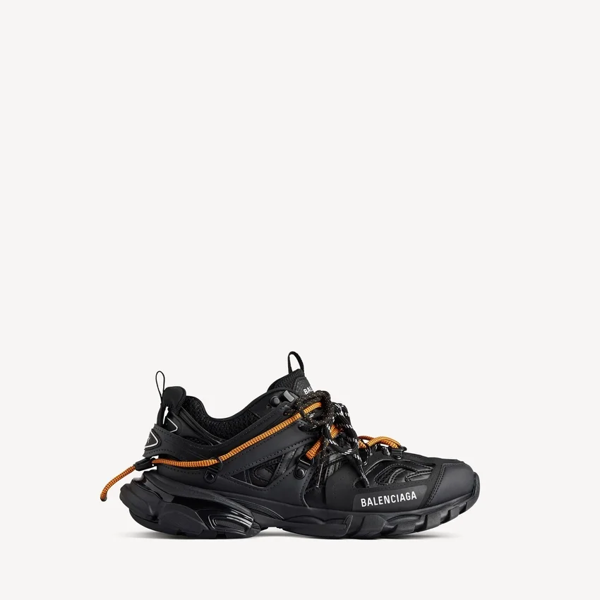 Men’s track trail laces sneaker in black/orange Men’s track trail laces sneaker in black/orange