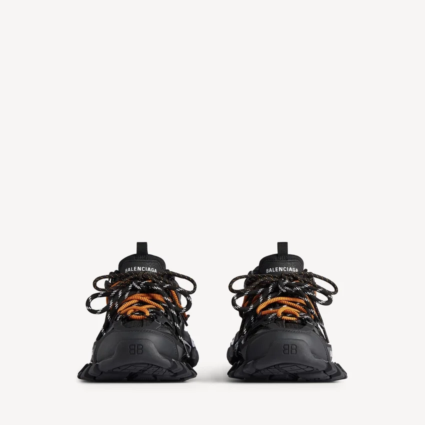 Men’s track trail laces sneaker in black/orange Men’s track trail laces sneaker in black/orange