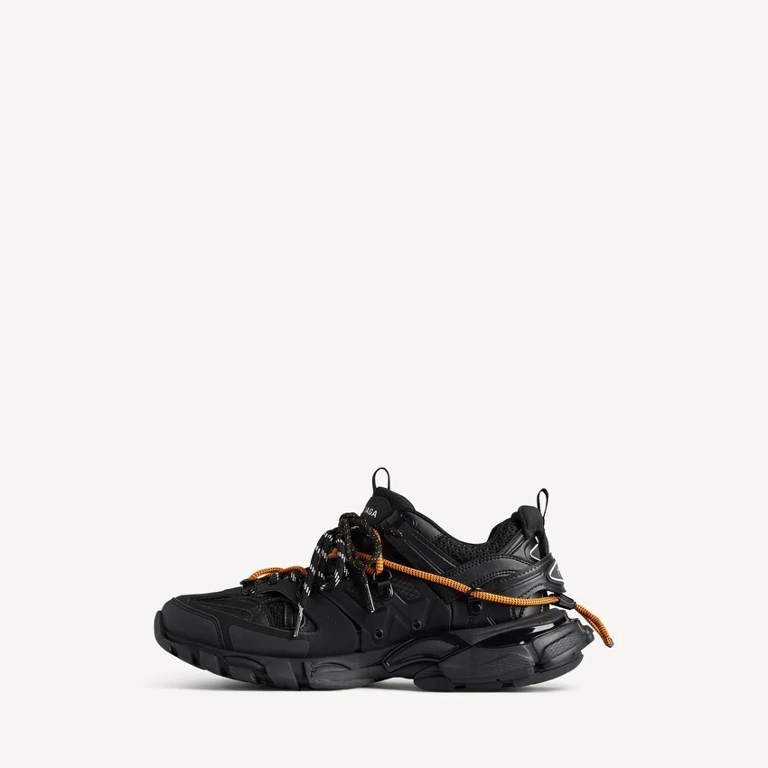 Men’s track trail laces sneaker in black/orange Men’s track trail laces sneaker in black/orange