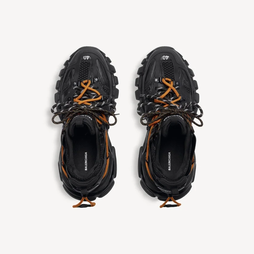 Men’s track trail laces sneaker in black/orange Men’s track trail laces sneaker in black/orange
