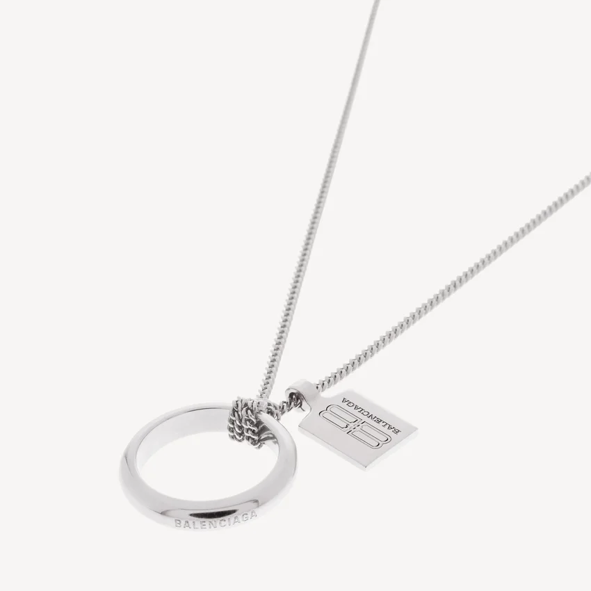 Saint-germain ring necklace in shiny silver Saint-germain ring necklace in shiny silver