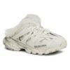 Track “White” 688676W3CQ89700