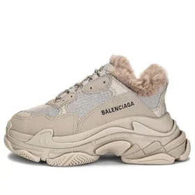 Triple S “Fake Fur – Beige” 668562W3CQ59710