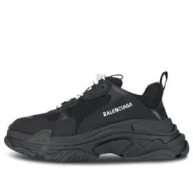 Triple S Sneaker “Black” 2020 534217W2CA11000