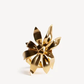 Women’s bloom cuff in shiny gold Women’s bloom cuff in shiny gold