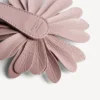 Women’s charm/keychain flower in rose quartz Women’s charm/keychain flower in rose quartz