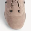 Women’s city sneaker in sesame Women’s city sneaker in sesame