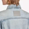 Women’s cropped curved jacket in bleach light bleu Women’s cropped curved jacket in bleach light bleu