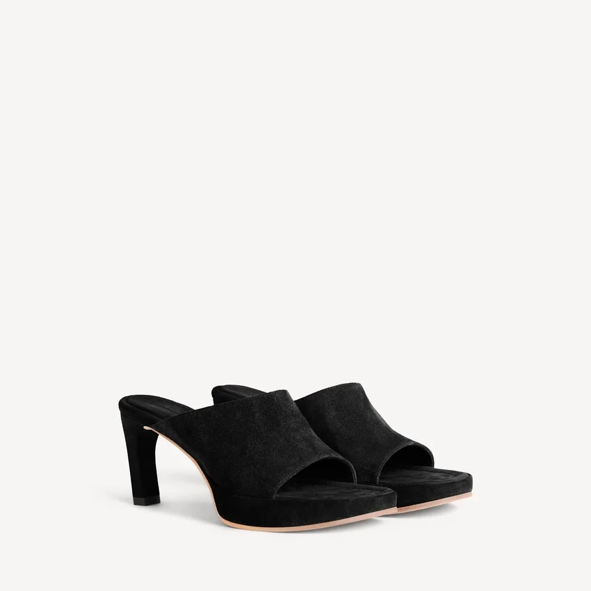 Women’s fargo mule in black Women’s fargo mule in black