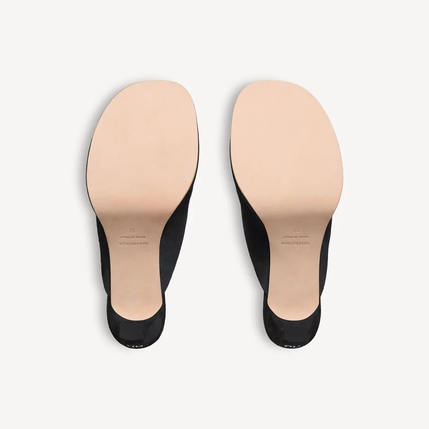 Women’s fargo mule in black Women’s fargo mule in black