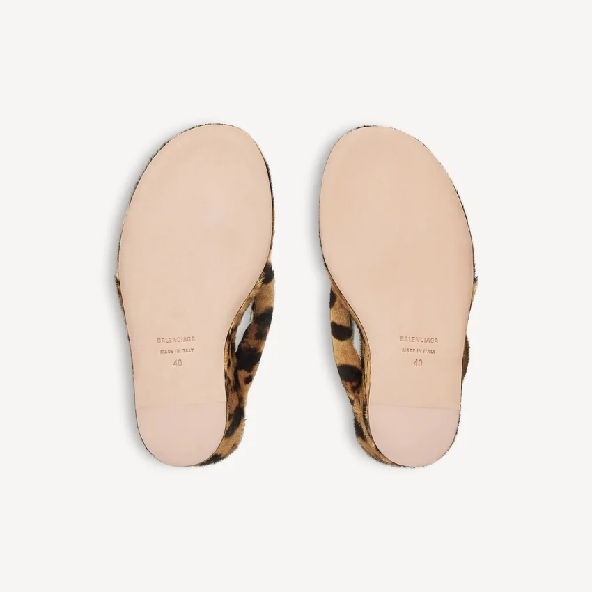 Women’s gaeta wedge thong in leopard Women’s gaeta wedge thong in leopard