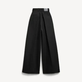 Women’s high-waist pants in black