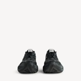 Men’s jet sneaker in black