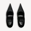Women’s knife pump in black