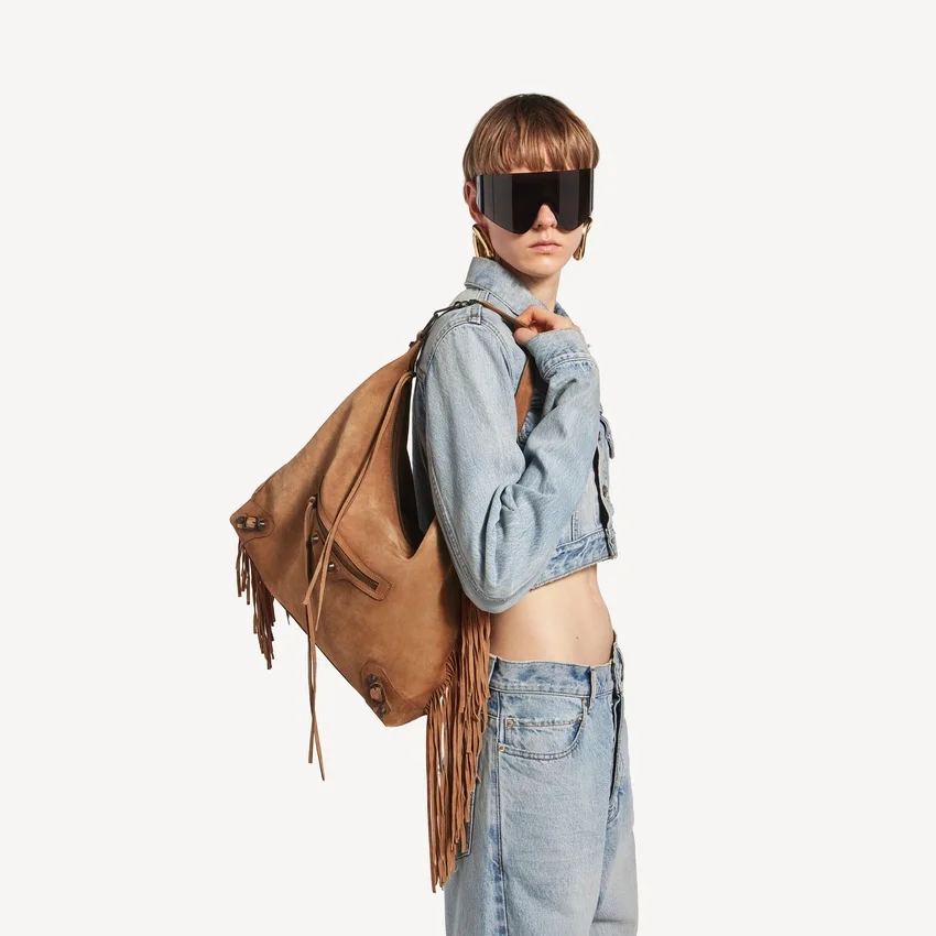 Women’s le city hobo bag medium in camel Women’s le city hobo bag medium in camel