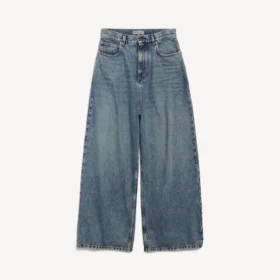 Women’s low crotch baggy jeans in dirty vintage blue