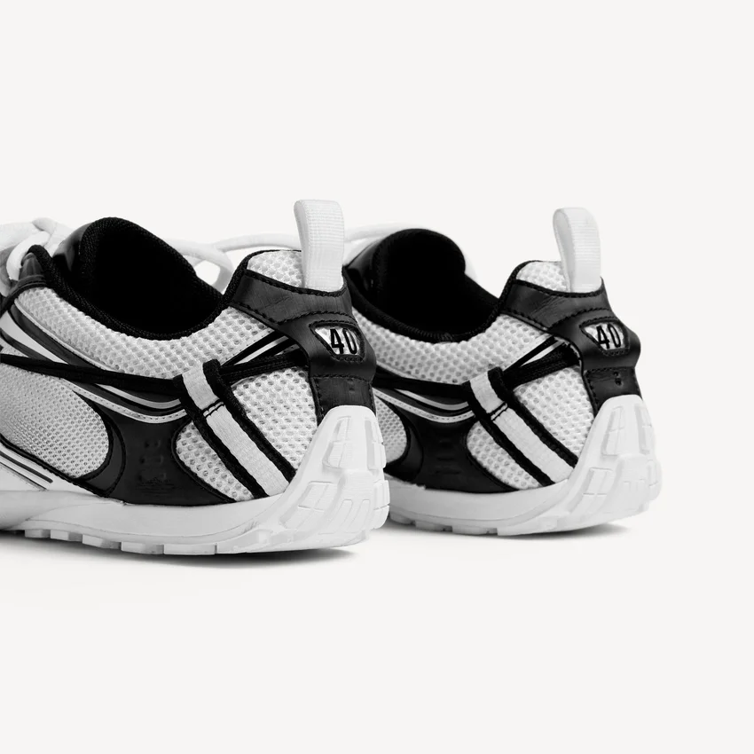 Women’s radar sneaker in white/black Women’s radar sneaker in white/black