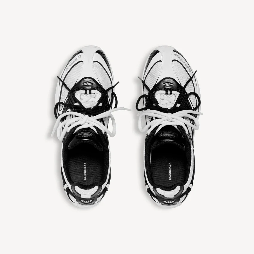 Women’s radar sneaker in white/black Women’s radar sneaker in white/black