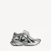 Men’s runner sneaker in grey/white/black Men’s runner sneaker in grey/white/black