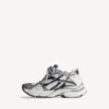 Men’s runner sneaker in grey/white/black Men’s runner sneaker in grey/white/black