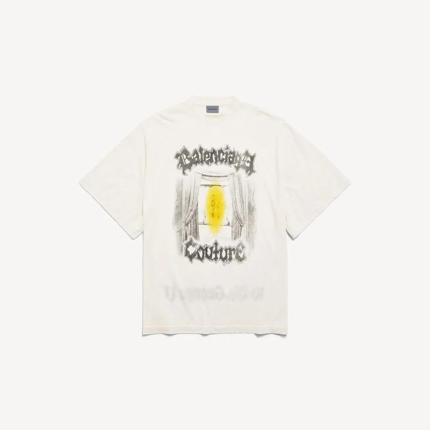 Women’s salon de couture shaped t-shirt in cream Women’s salon de couture shaped t-shirt in cream