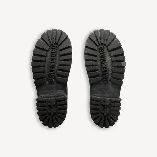 Women’s strike platform bootie in black Women’s strike platform bootie in black