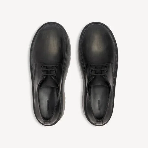 Women’s strike platform derby in black Women’s strike platform derby in black