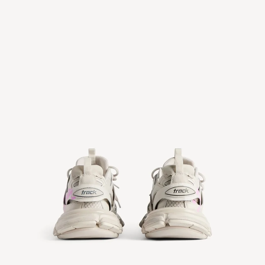 Women’s track signature sneaker in beige/pink Women’s track signature sneaker in beige/pink